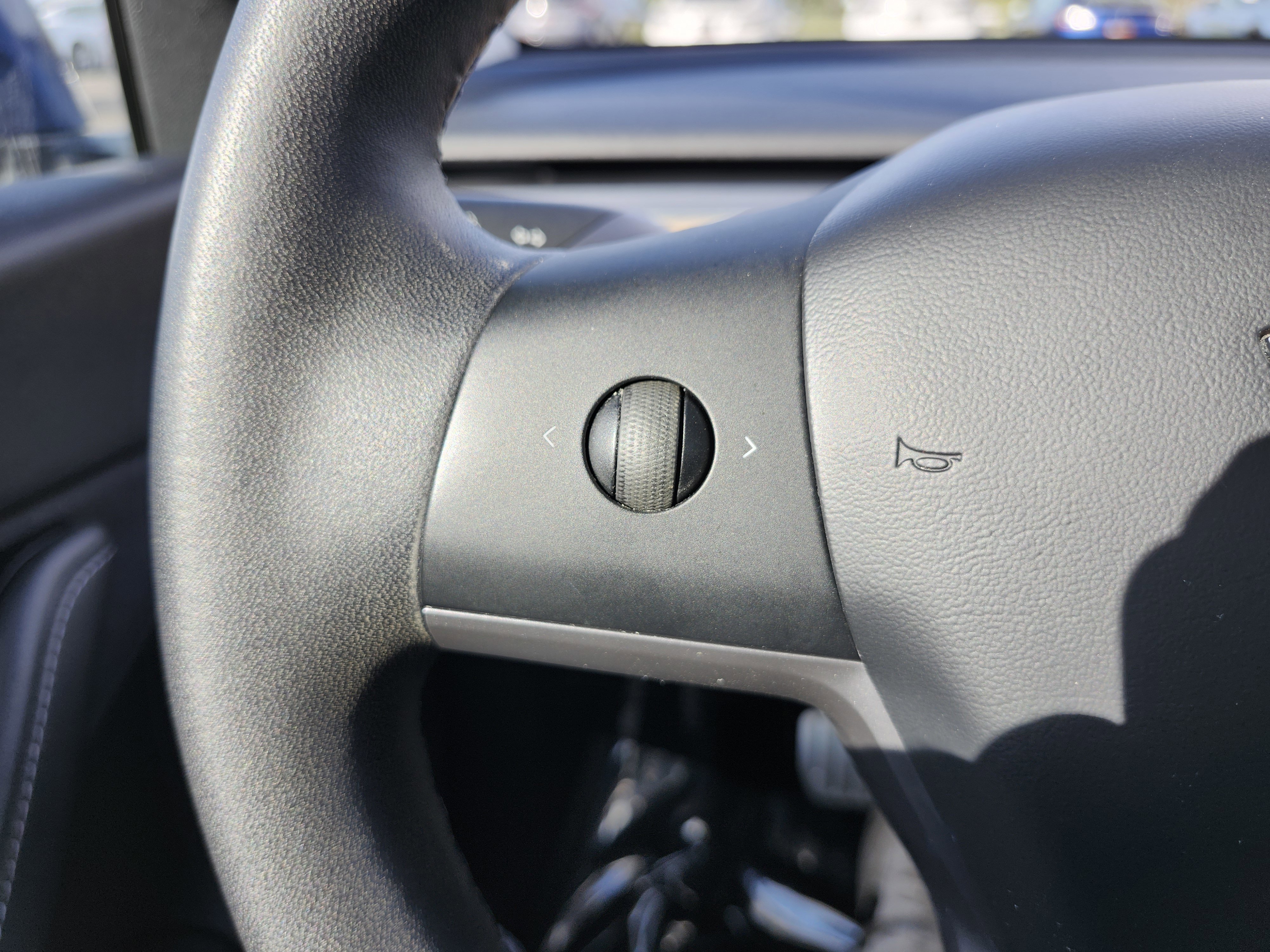 Used 2020 Tesla Model Y Performance image 37