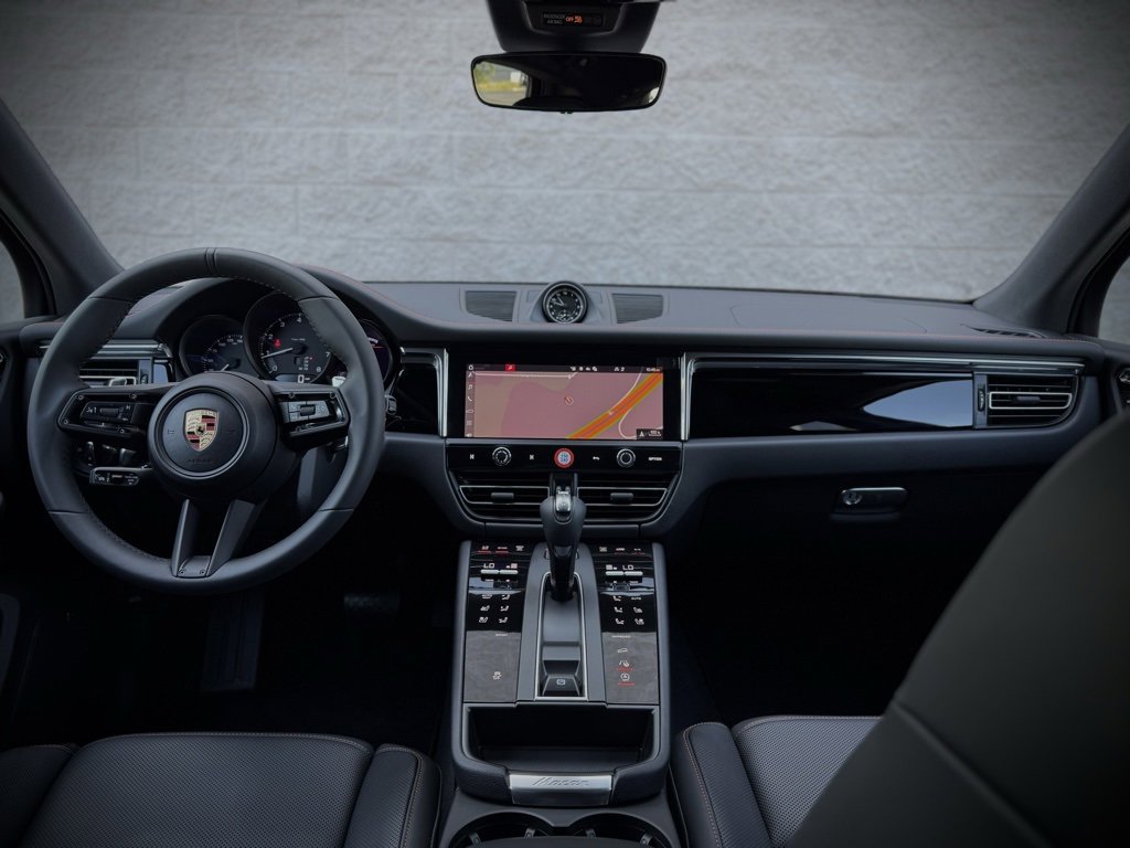 New 2025 Porsche Macan image 23
