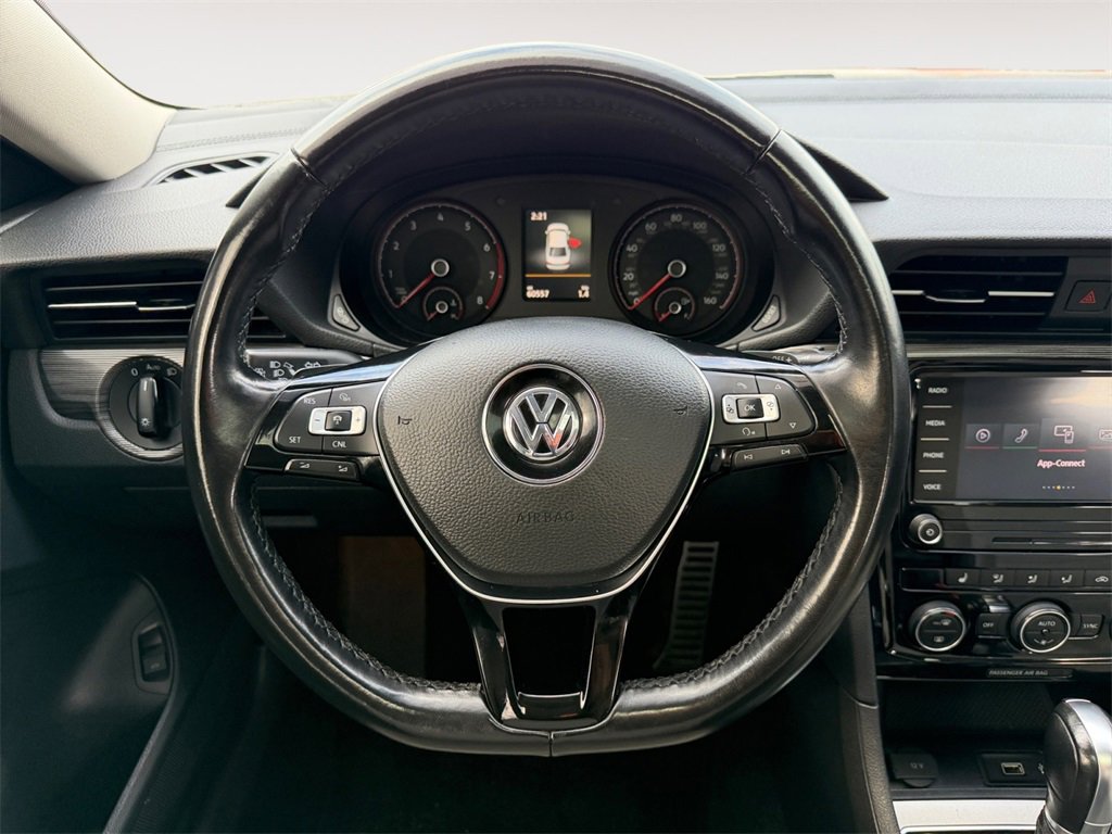 Used 2020 Volkswagen Passat 2.0T R-Line image 15