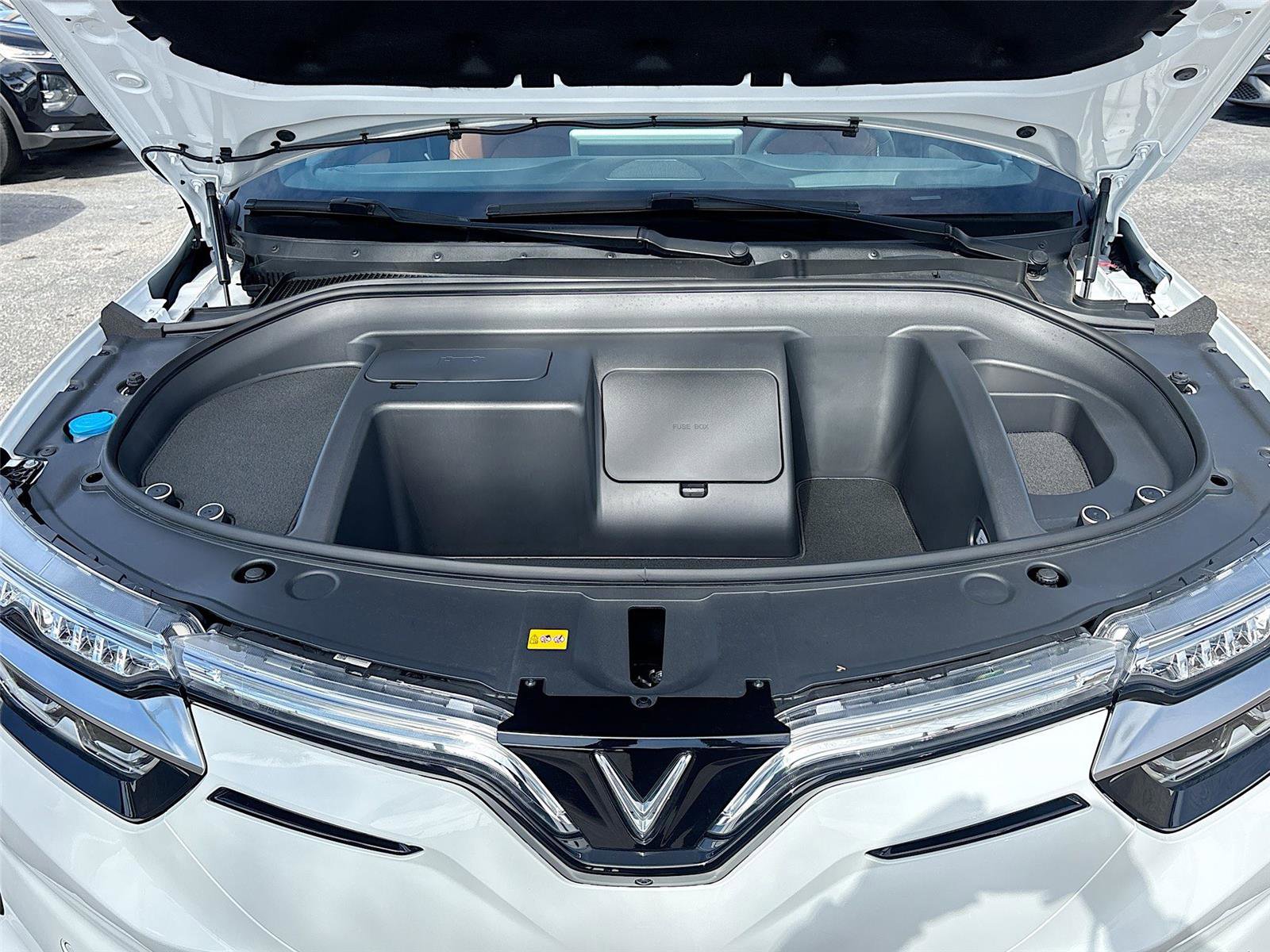 New 2025 VinFast VF 8 Plus image 30