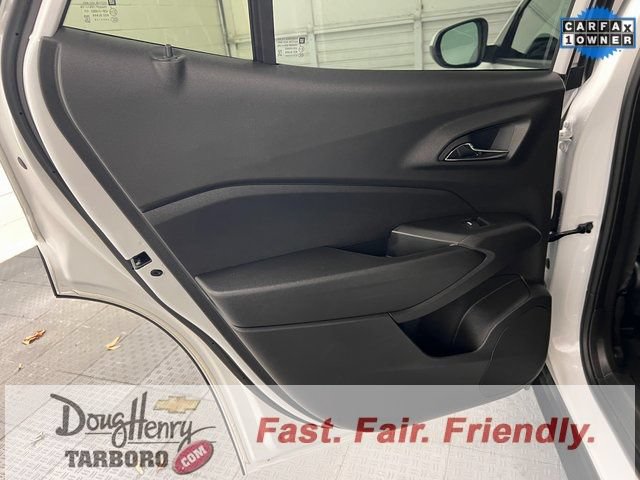 Used 2025 Chevrolet Trax LT FWD image 31