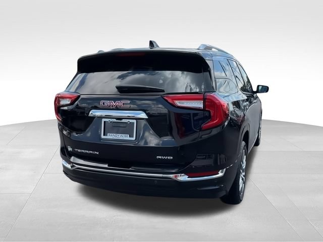Used 2024 GMC Terrain Denali w/ Denali Premium Package AWD/4WD image 7