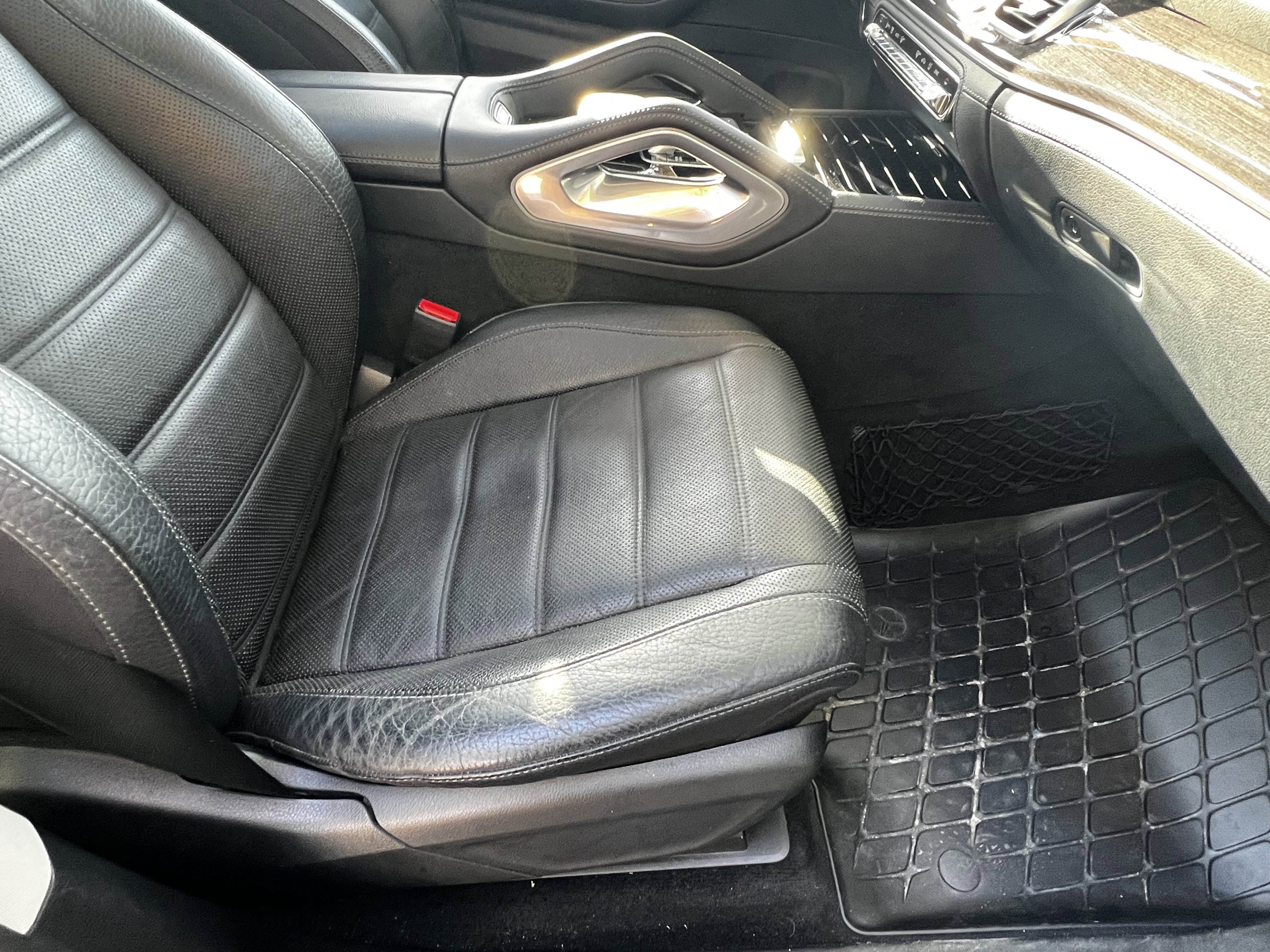 Used 2020 Mercedes-Benz GLE 450 4MATIC image 46