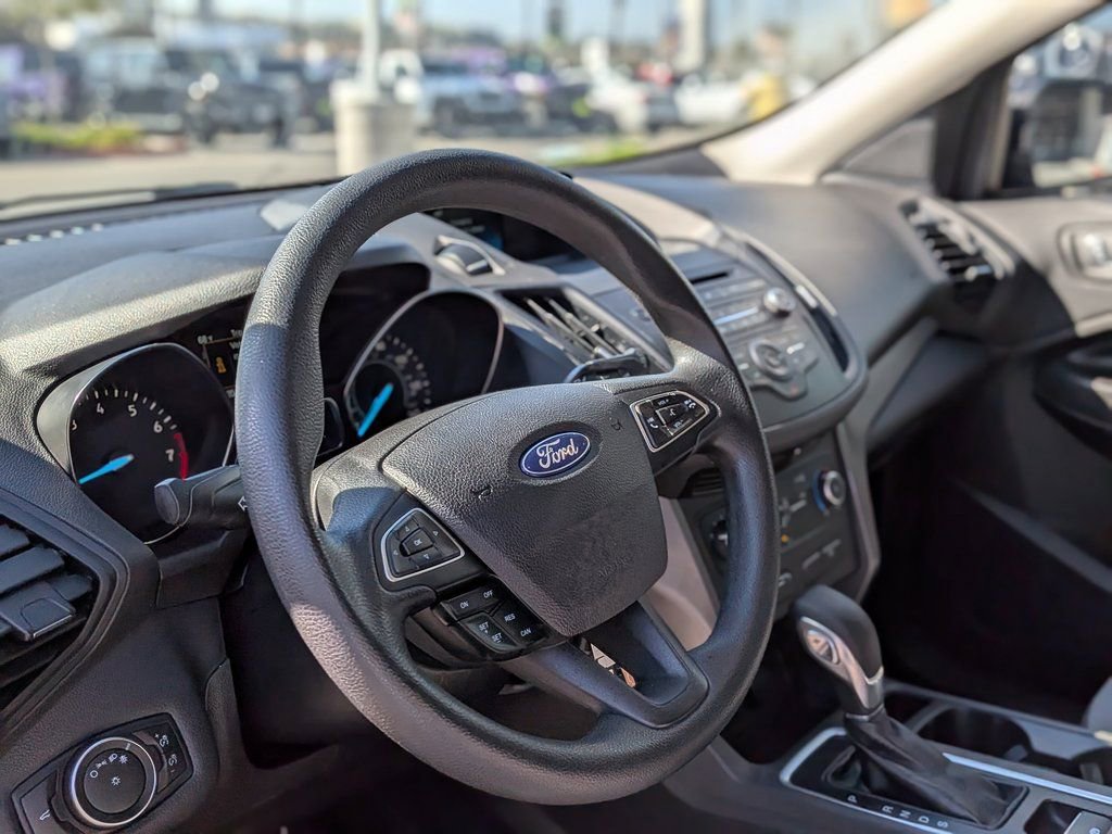 Used 2018 Ford Escape S image 10