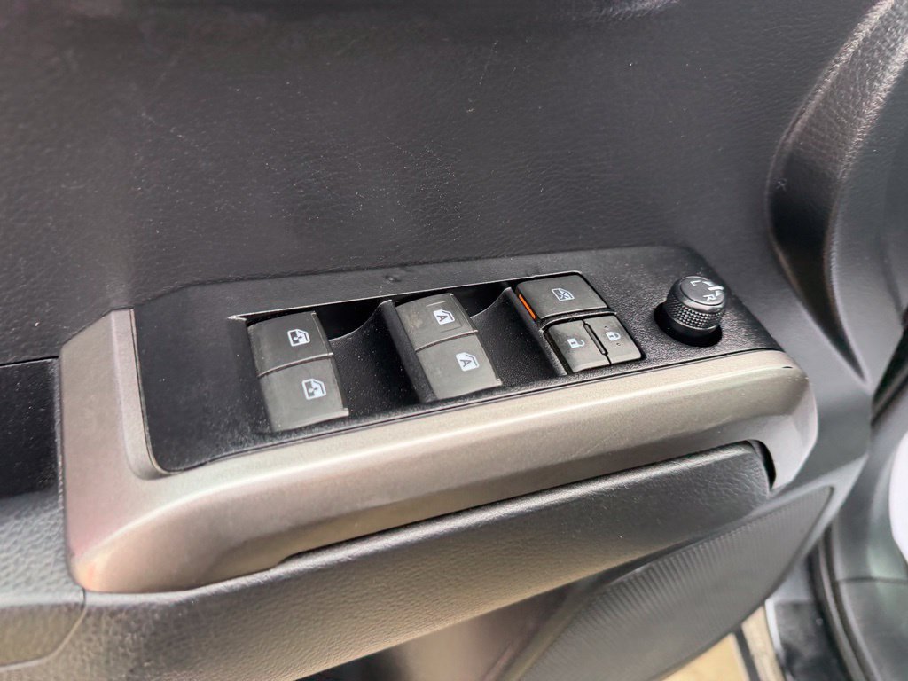 Used 2023 Toyota Tacoma SR5 AWD/4WD image 14