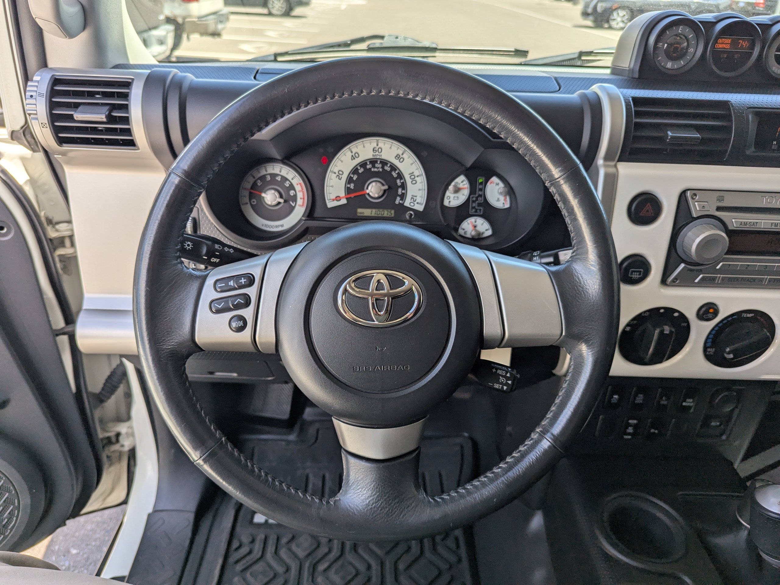 Used 2010 Toyota FJ Cruiser 4WD image 15