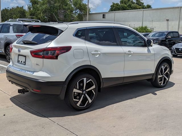 Used 2022 Nissan Rogue Sport SL FWD image 6