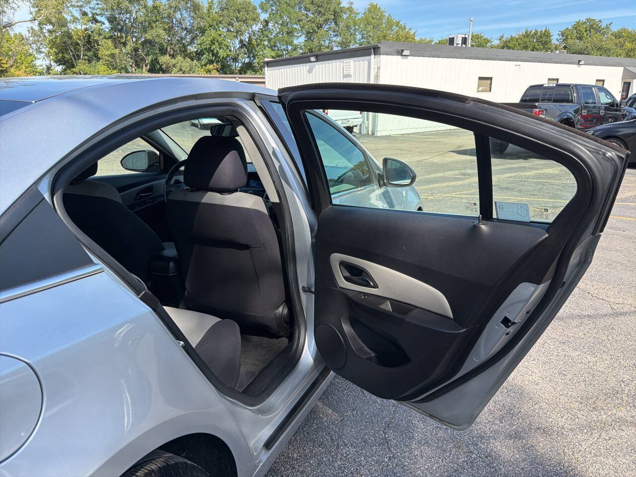 Used 2012 Chevrolet Cruze LS w/ Connectivity Package FWD image 25
