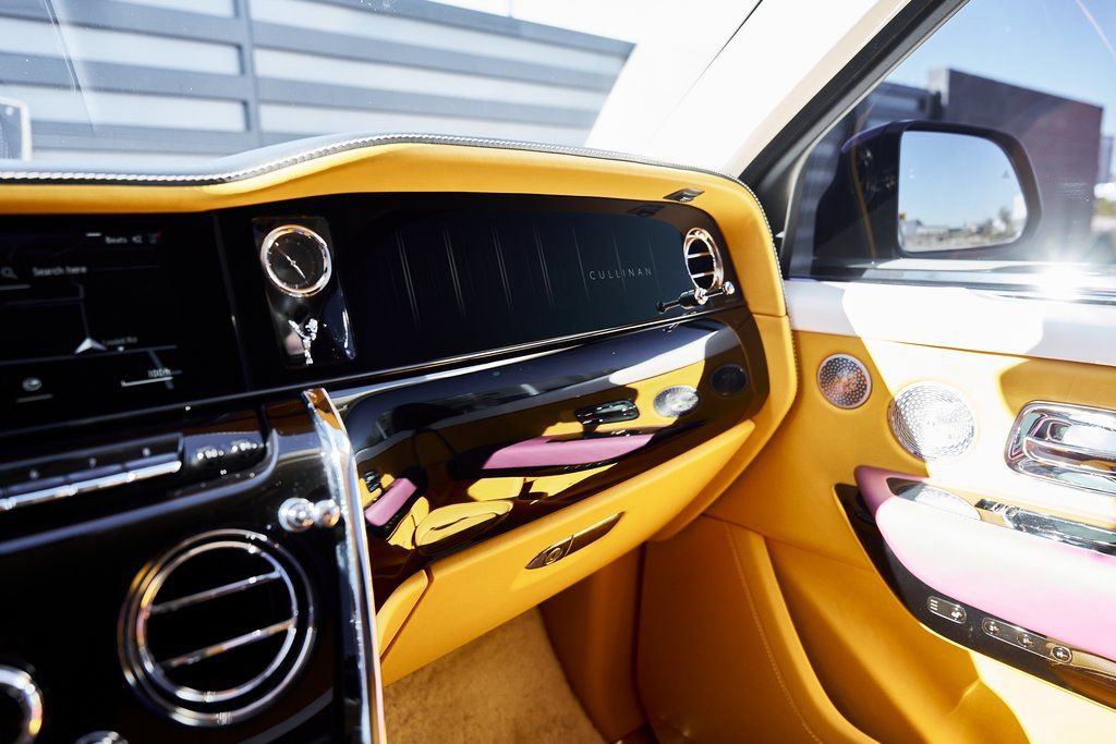 Used 2025 Rolls-Royce Cullinan image 83