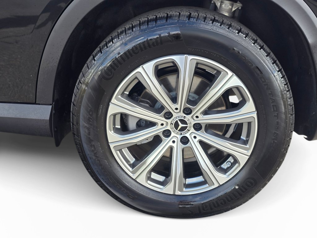 Used 2026 Mercedes-Benz GLC 300 4MATIC image 21