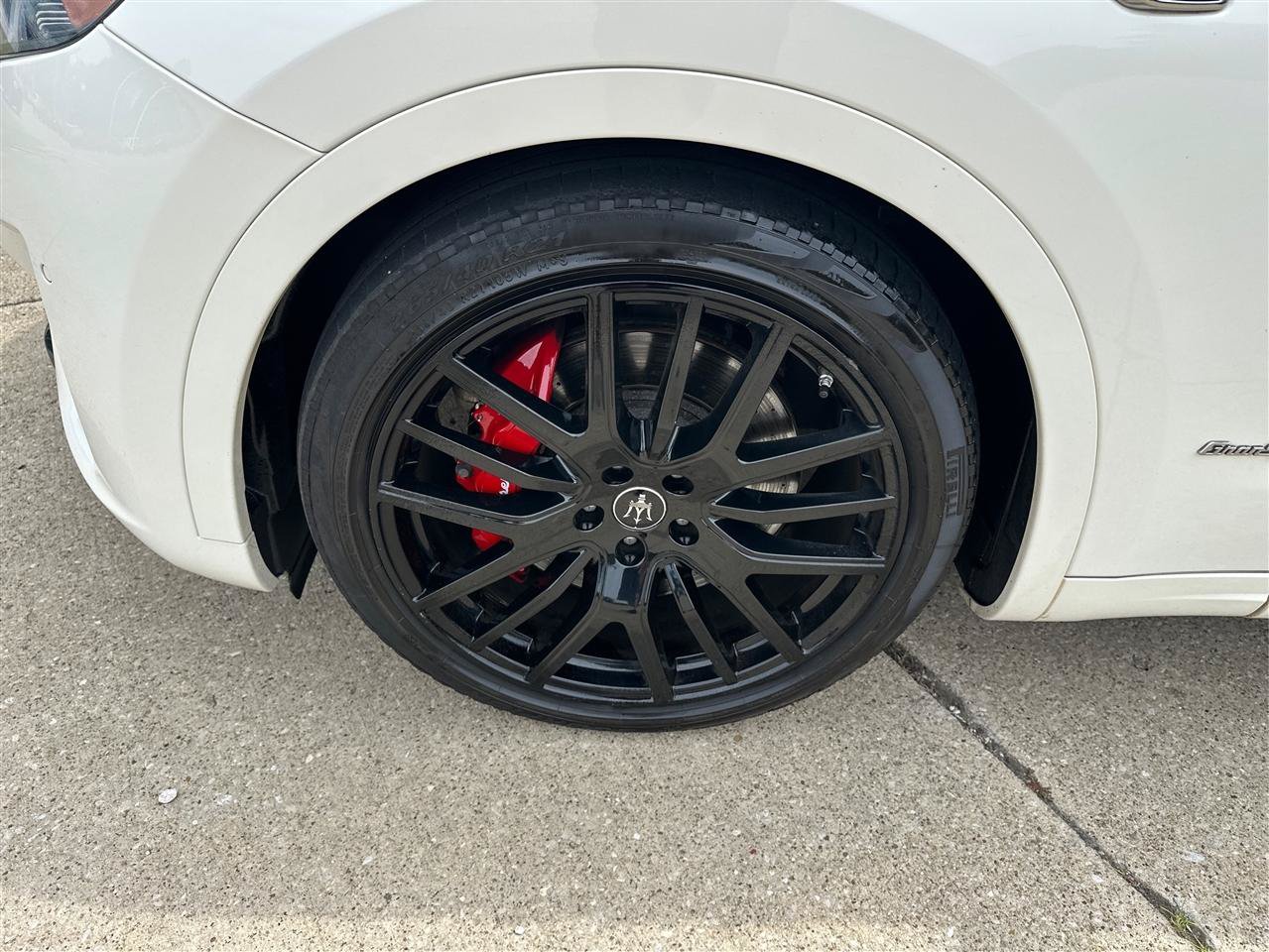 Used 2019 Maserati Levante S GranSport AWD/4WD image 30