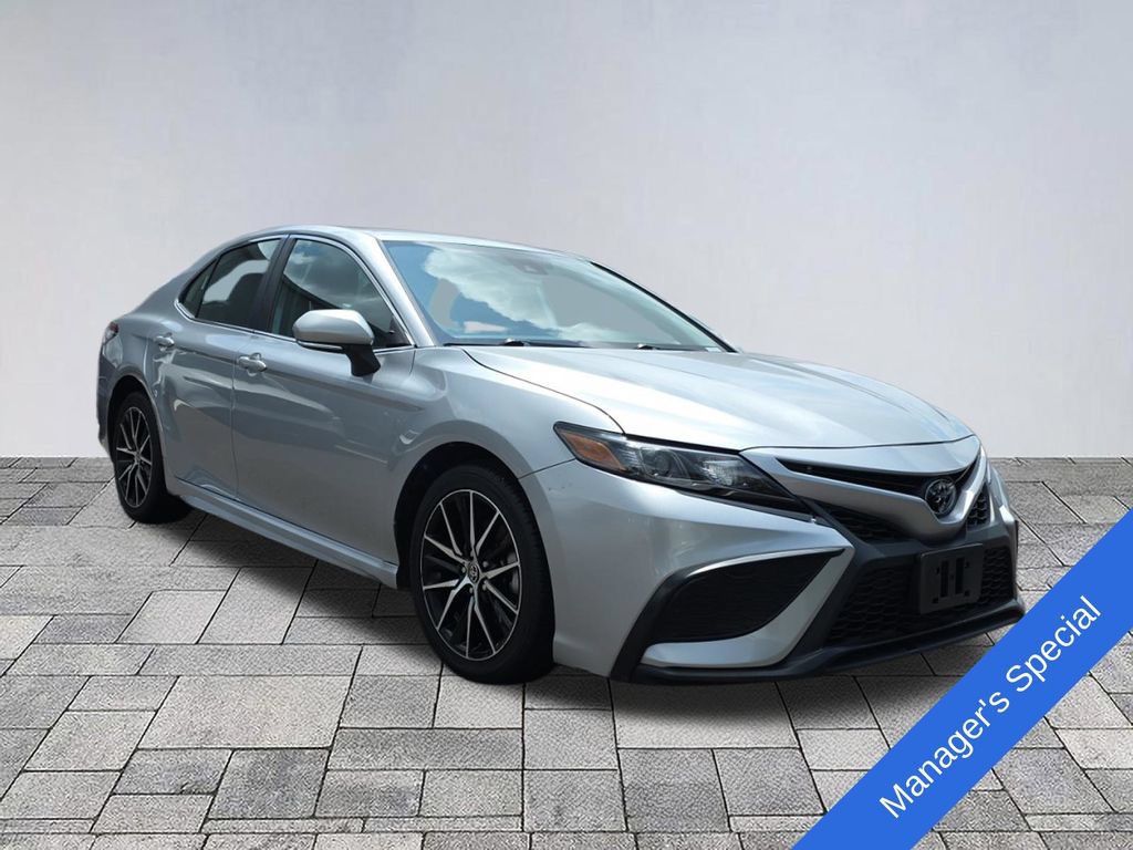 Used 2024 Toyota Camry SE
