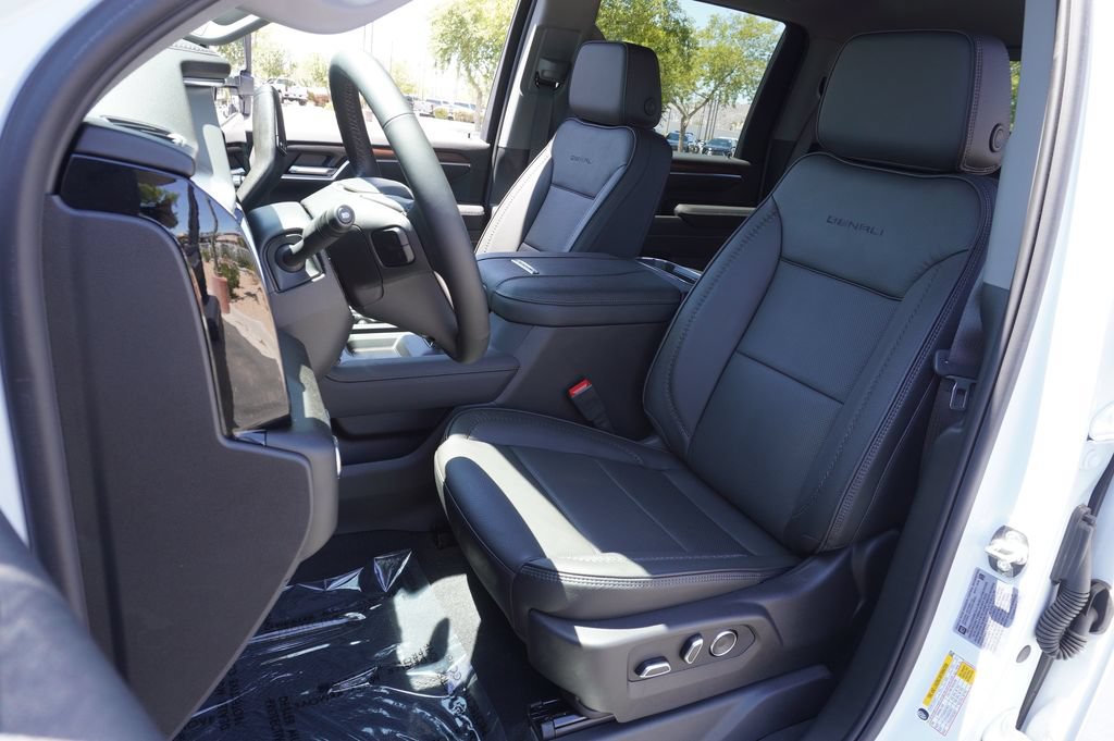 New 2026 GMC Sierra 2500 Denali w/ Max Trailering Package AWD/4WD image 16