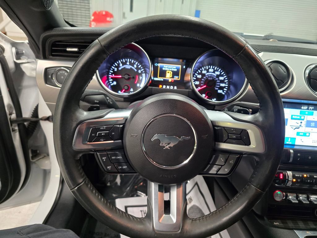 Used 2018 Ford Mustang Premium image 23
