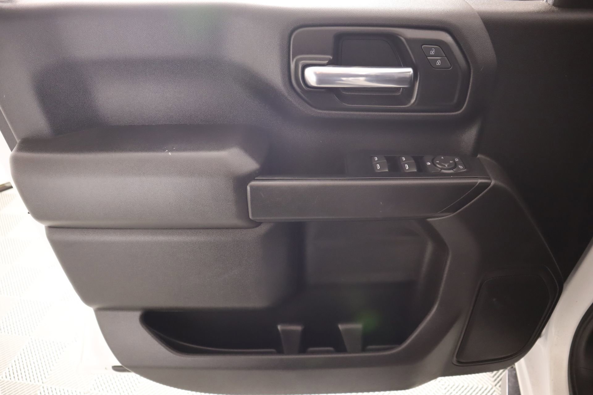 Used 2023 Chevrolet Silverado 2500 Custom w/ Custom Value Package AWD/4WD image 14