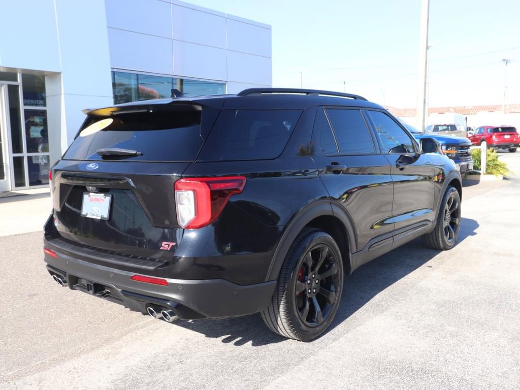 Used 2020 Ford Explorer ST w/ ST Street Pack image 14
