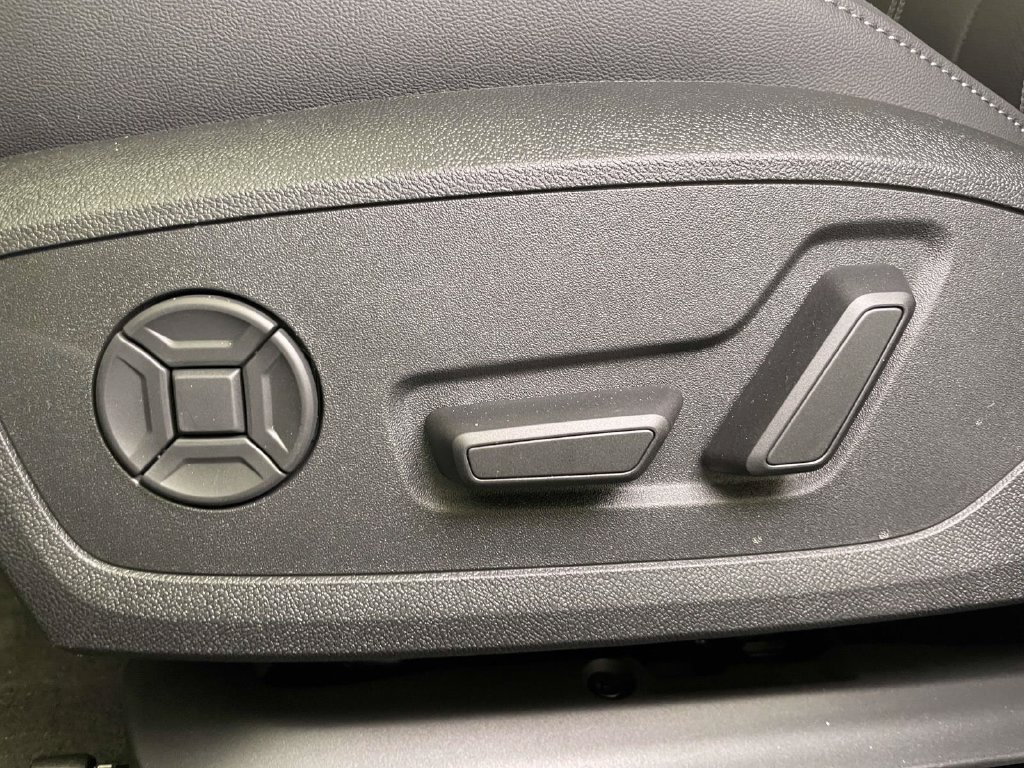 New 2026 Audi A6 Premium Plus AWD/4WD image 17
