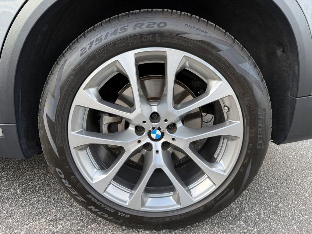 Certified 2024 BMW X5 xDrive40i w/ Premium Package AWD/4WD image 16