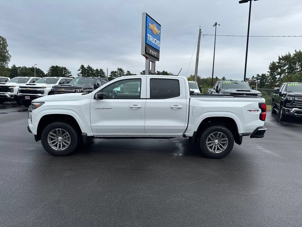 New 2026 Chevrolet Colorado LT w/ LT Convenience Package AWD/4WD image 9