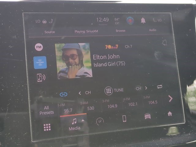 Used 2024 Jeep Grand Cherokee Altitude image 14