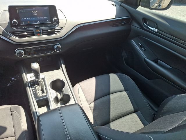 Used 2022 Nissan Altima 2.5 S FWD image 16