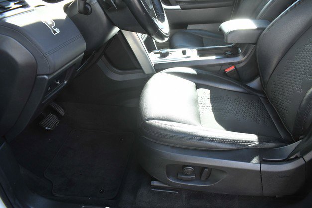 Used 2018 Land Rover Discovery Sport SE image 15