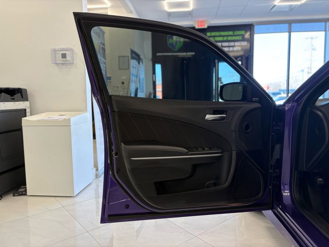 Used 2023 Dodge Charger GT image 33