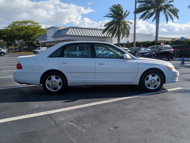 Used 2004 Toyota Avalon XLS FWD image 8