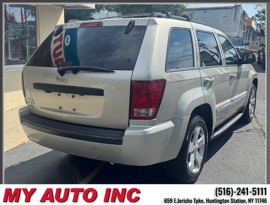 Used 2009 Jeep Grand Cherokee Laredo AWD/4WD image 4