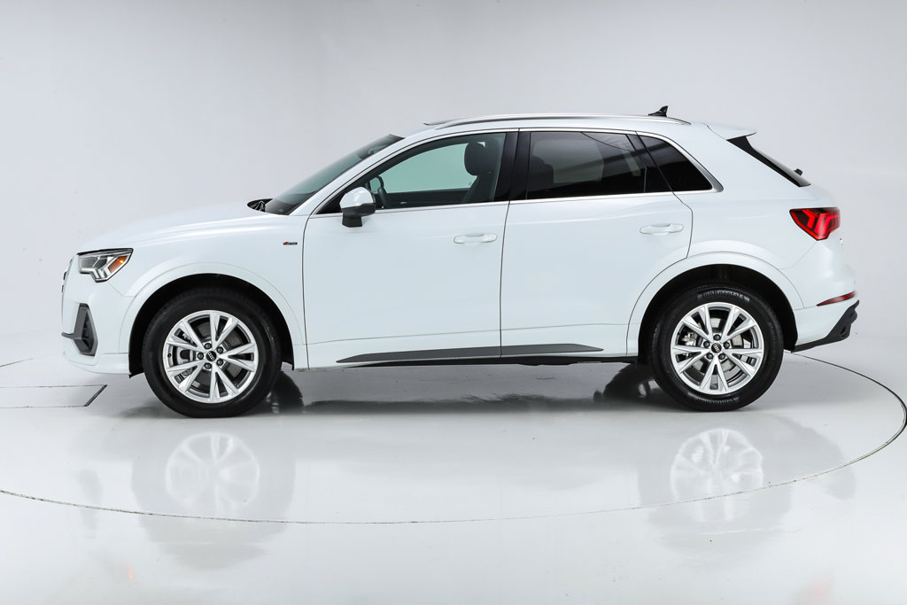 Used 2025 Audi Q3 2.0T Premium Plus w/ Premium Plus Package AWD/4WD image 48