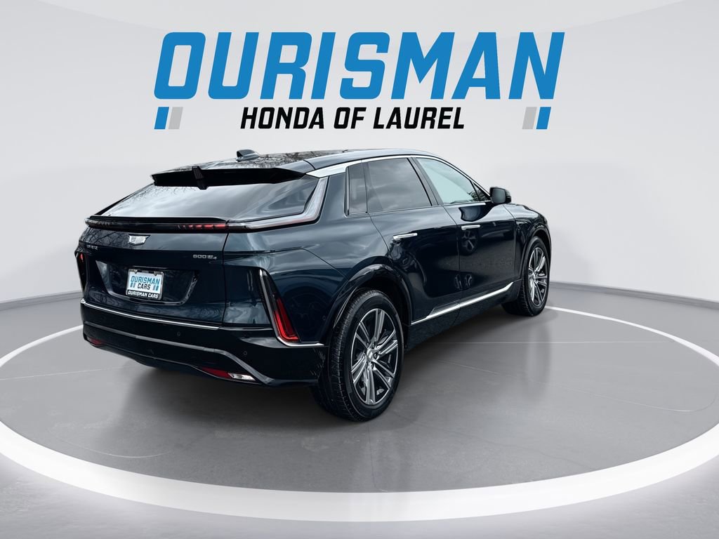 Used 2024 Cadillac Lyriq Luxury image 8
