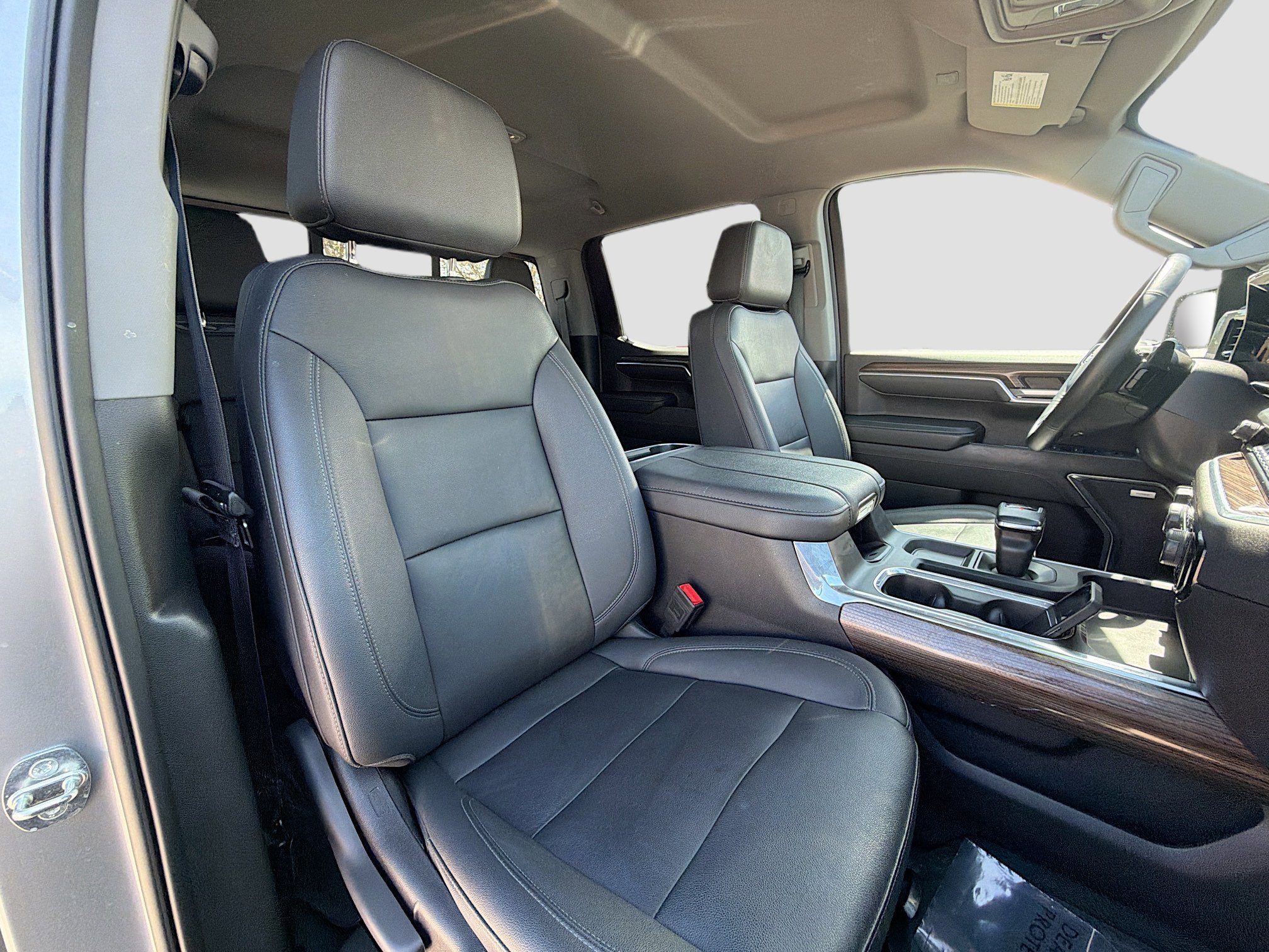 Used 2023 Chevrolet Silverado 1500 LT Trail Boss w/ Convenience Package II AWD/4WD image 15