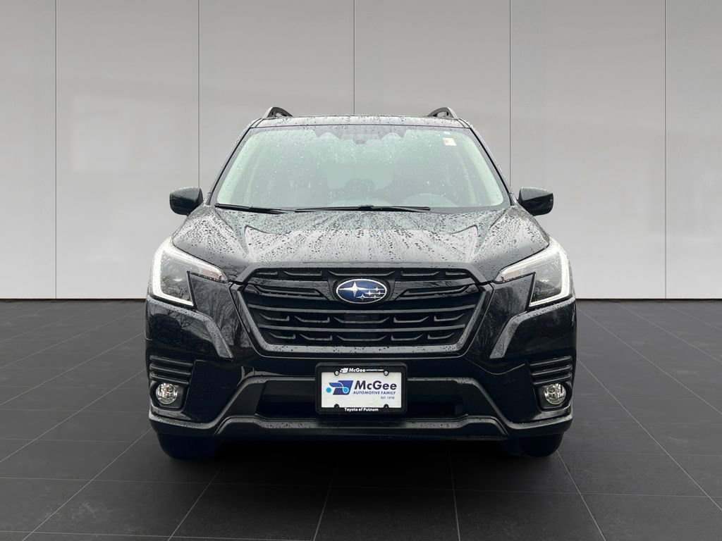 Used 2023 Subaru Forester Premium image 8