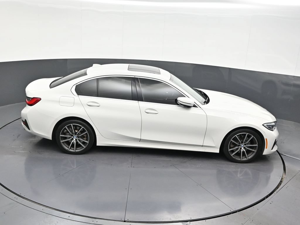 Used 2021 BMW 330i Sedan w/ Convenience Package RWD image 21