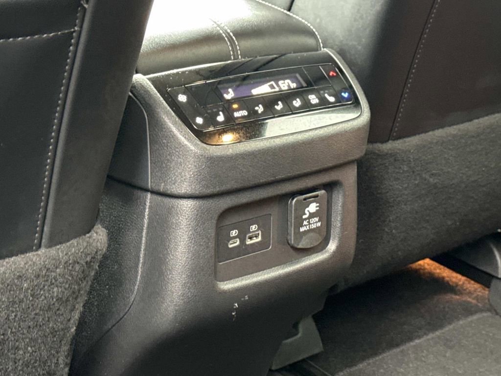 Used 2022 INFINITI QX60 Sensory w/ Cargo Package image 17