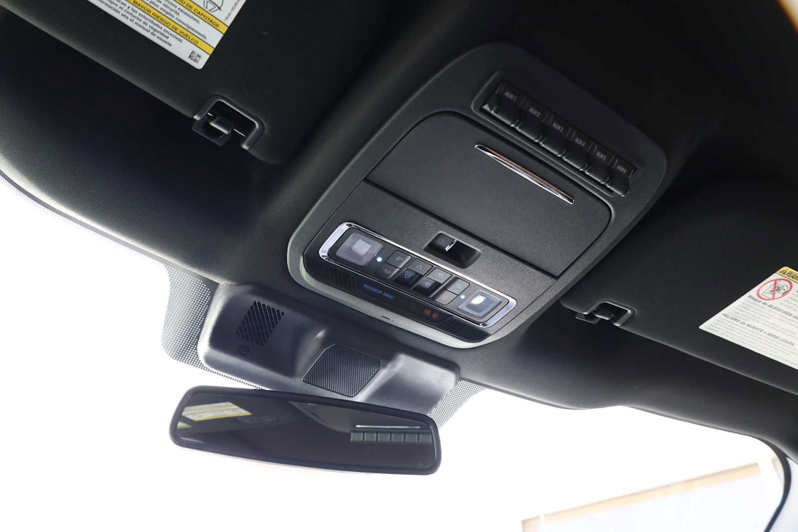 Used 2024 Ford F350 Platinum AWD/4WD image 31