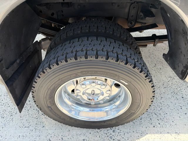 Used 2020 Ford F450 Platinum w/ FX4 Off-Road Package AWD/4WD image 29