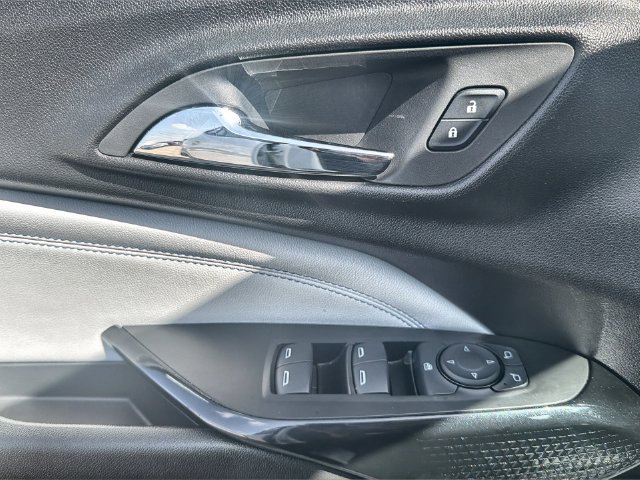 Certified 2026 Chevrolet Trax LT FWD image 21