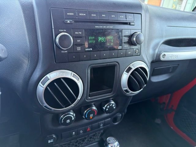 Used 2018 Jeep Wrangler Rubicon AWD/4WD image 33