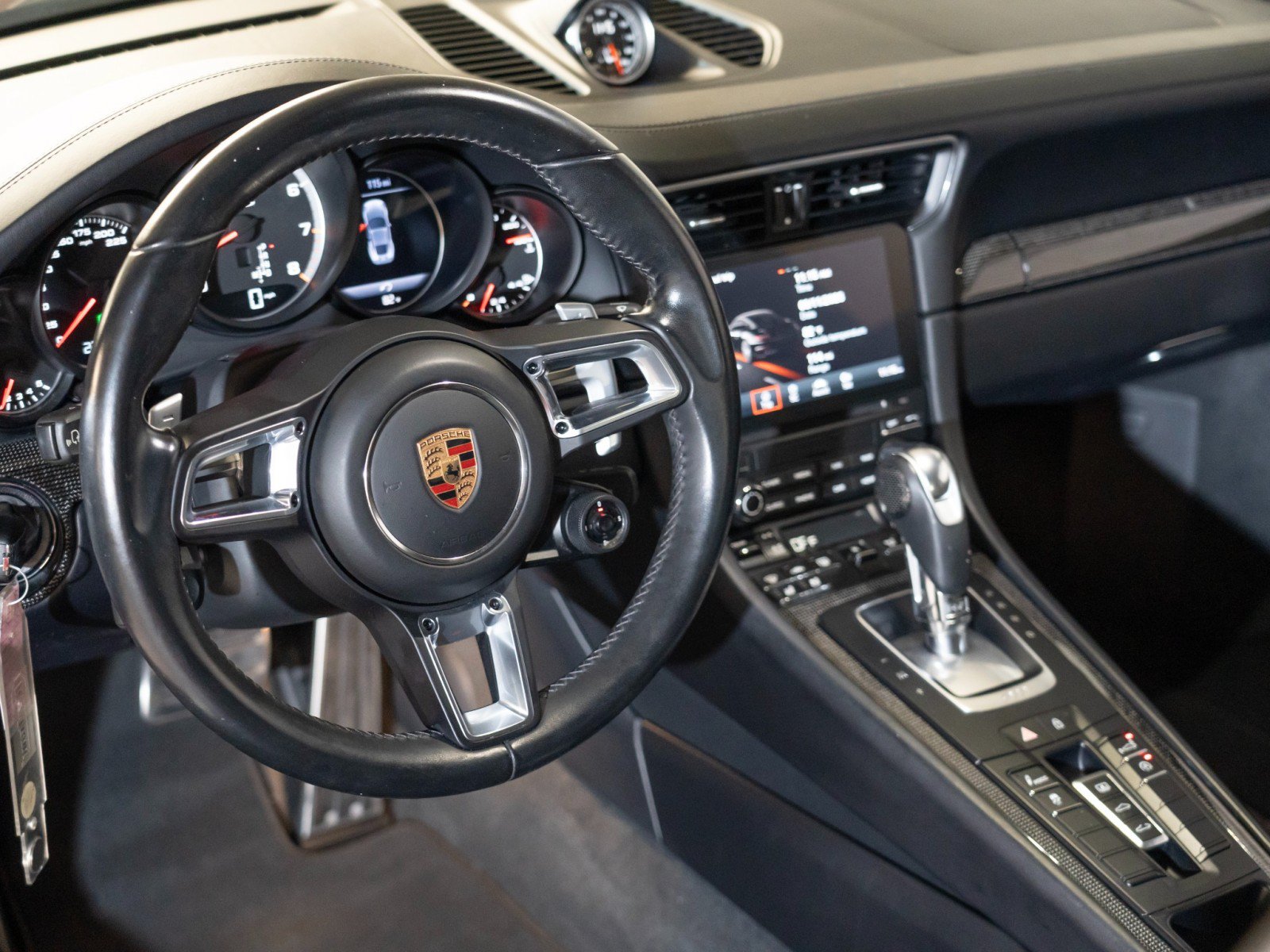 Certified 2019 Porsche 911 Turbo S AWD/4WD image 16