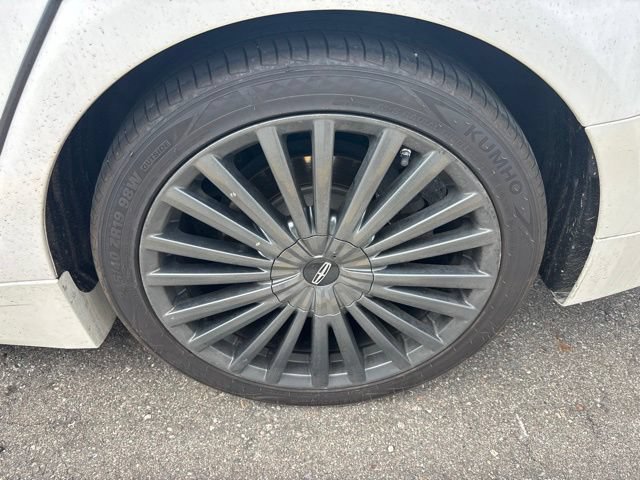 Used 2017 Lincoln MKZ Reserve FWD image 11