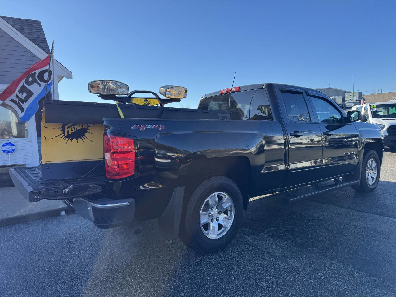 Used 2016 Chevrolet Silverado 1500 LT w/ LT Fleet Convenience Package image 12