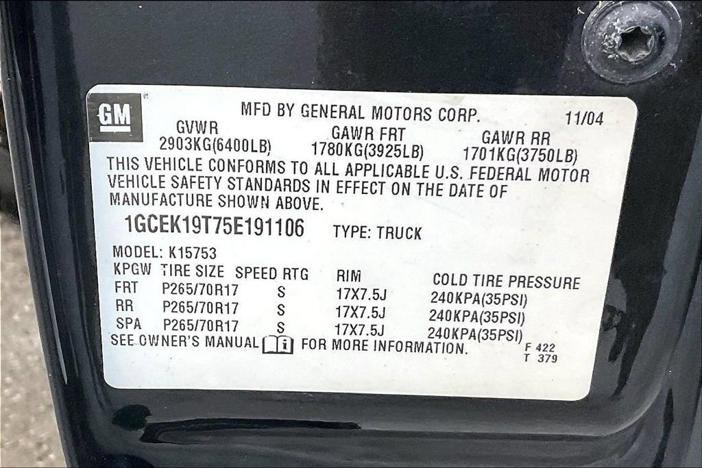 Used 2005 Chevrolet Silverado 1500 LS w/ Light Duty Power Package AWD/4WD image 18