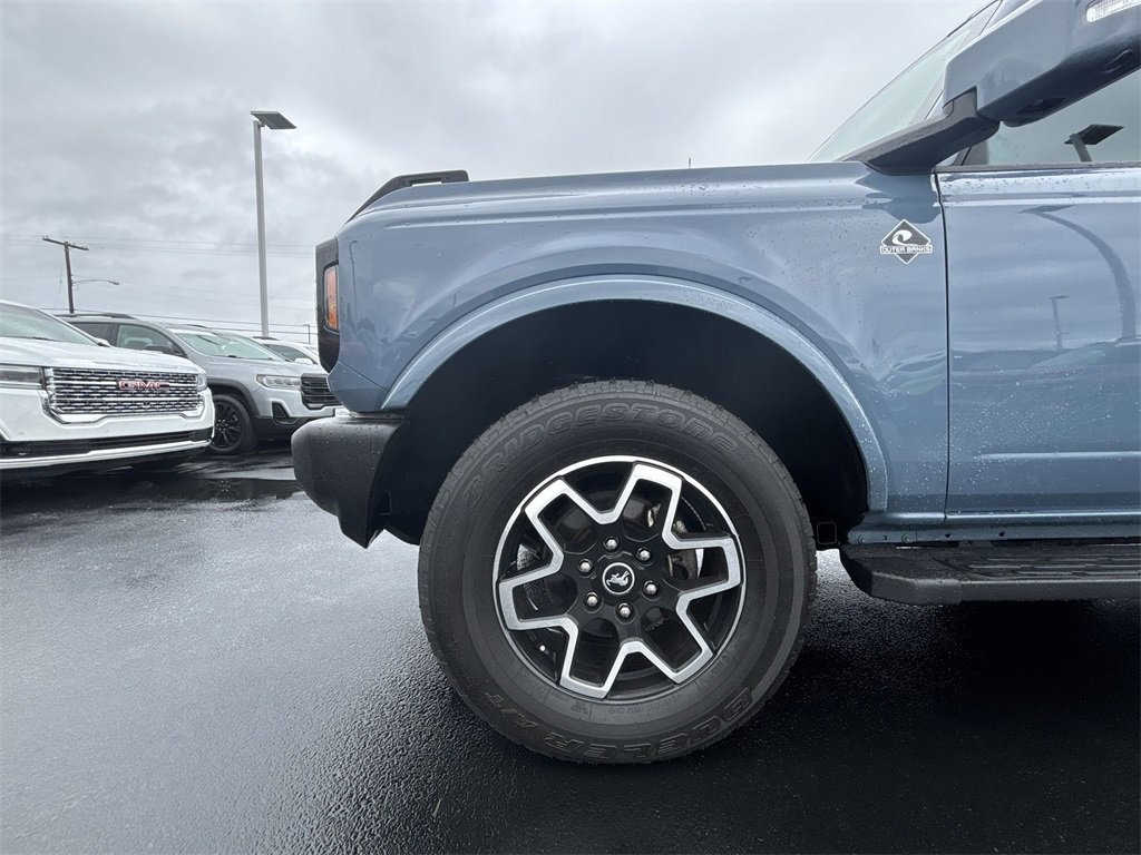 Used 2023 Ford Bronco Outer Banks image 16
