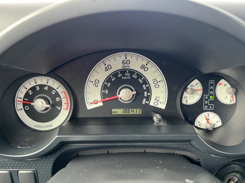 Used 2008 Toyota FJ Cruiser 4WD image 48