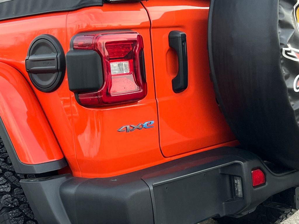 Used 2023 Jeep Wrangler Unlimited Rubicon 4xe image 6