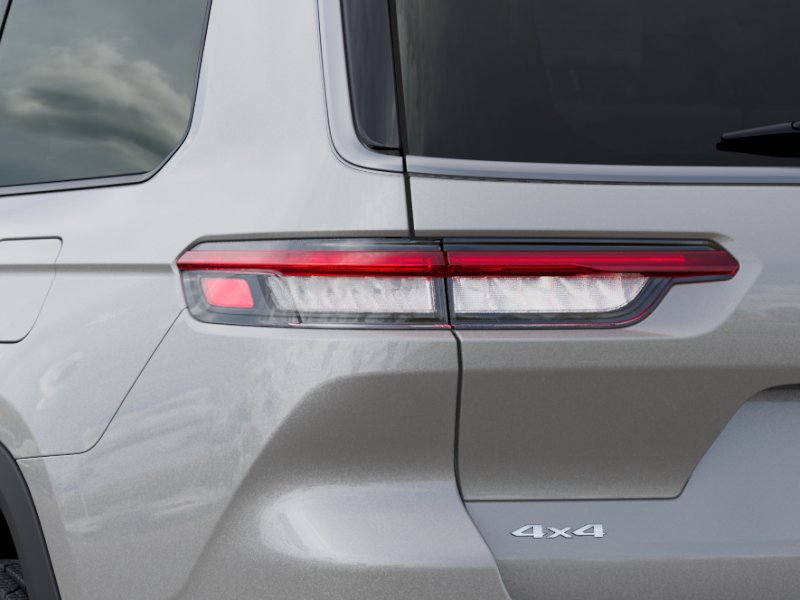 New 2026 Jeep Grand Cherokee L Limited w/ Limited Altitude Package AWD/4WD image 9