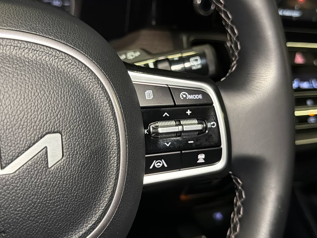 Certified 2022 Kia Sorento X-Line EX AWD/4WD image 29