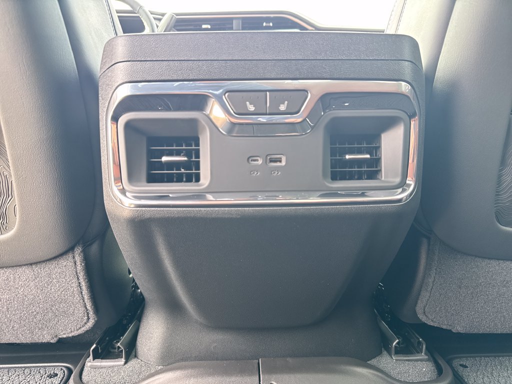 New 2026 GMC Sierra 2500 Denali Ultimate AWD/4WD image 43