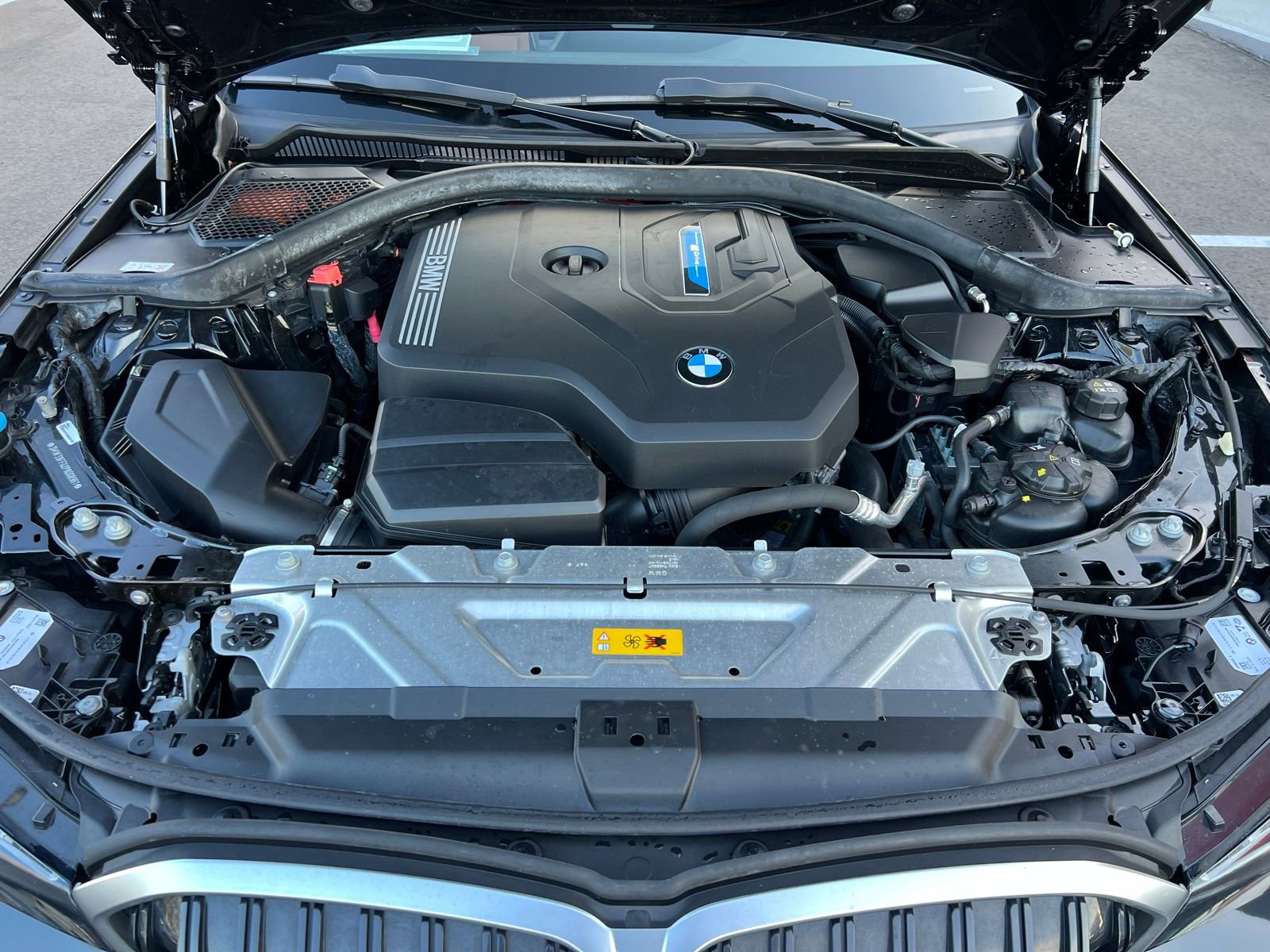 Used 2023 BMW 330e w/ Driving Assistance Package image 20